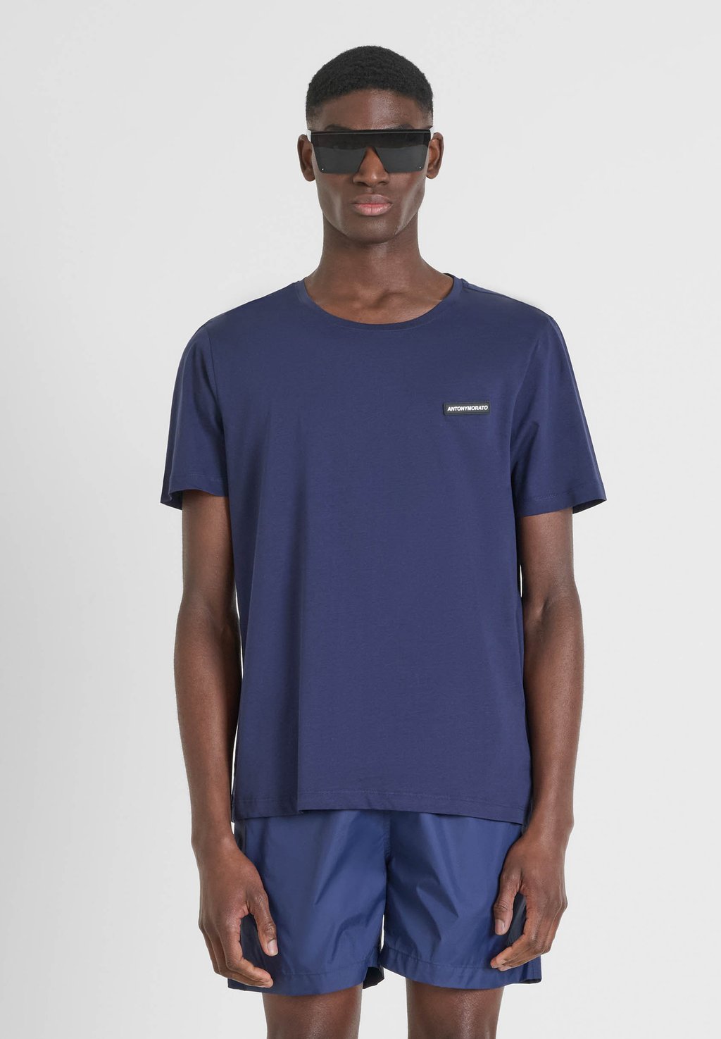 

Базовая футболка REGULAR FIT IN WITH LOGO PATCH Antony Morato, синий