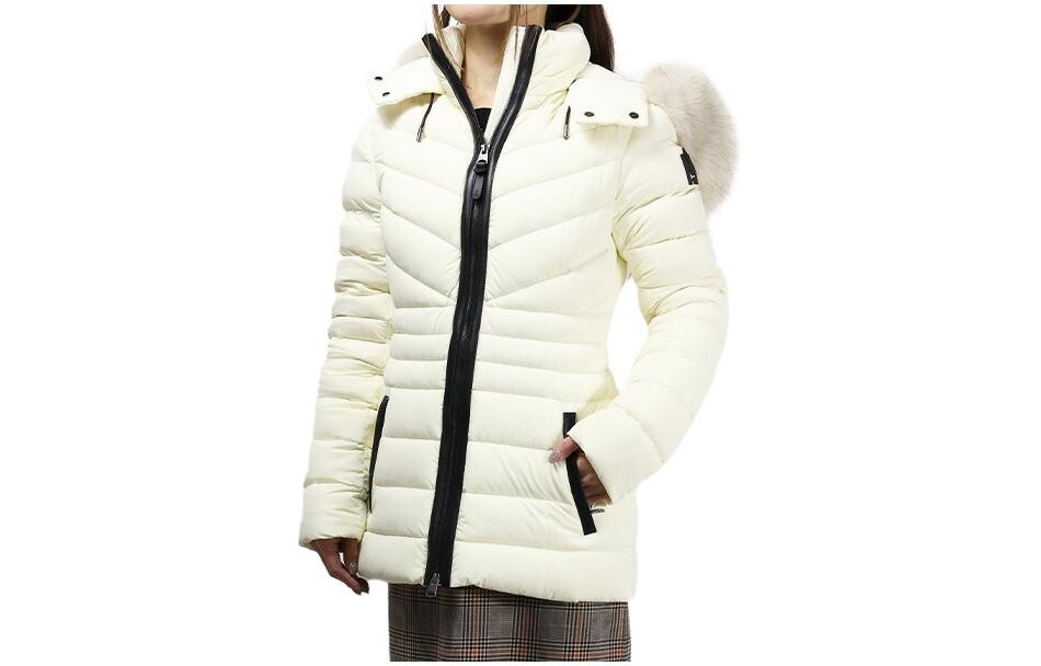 

Пуховик женский белый Mackage