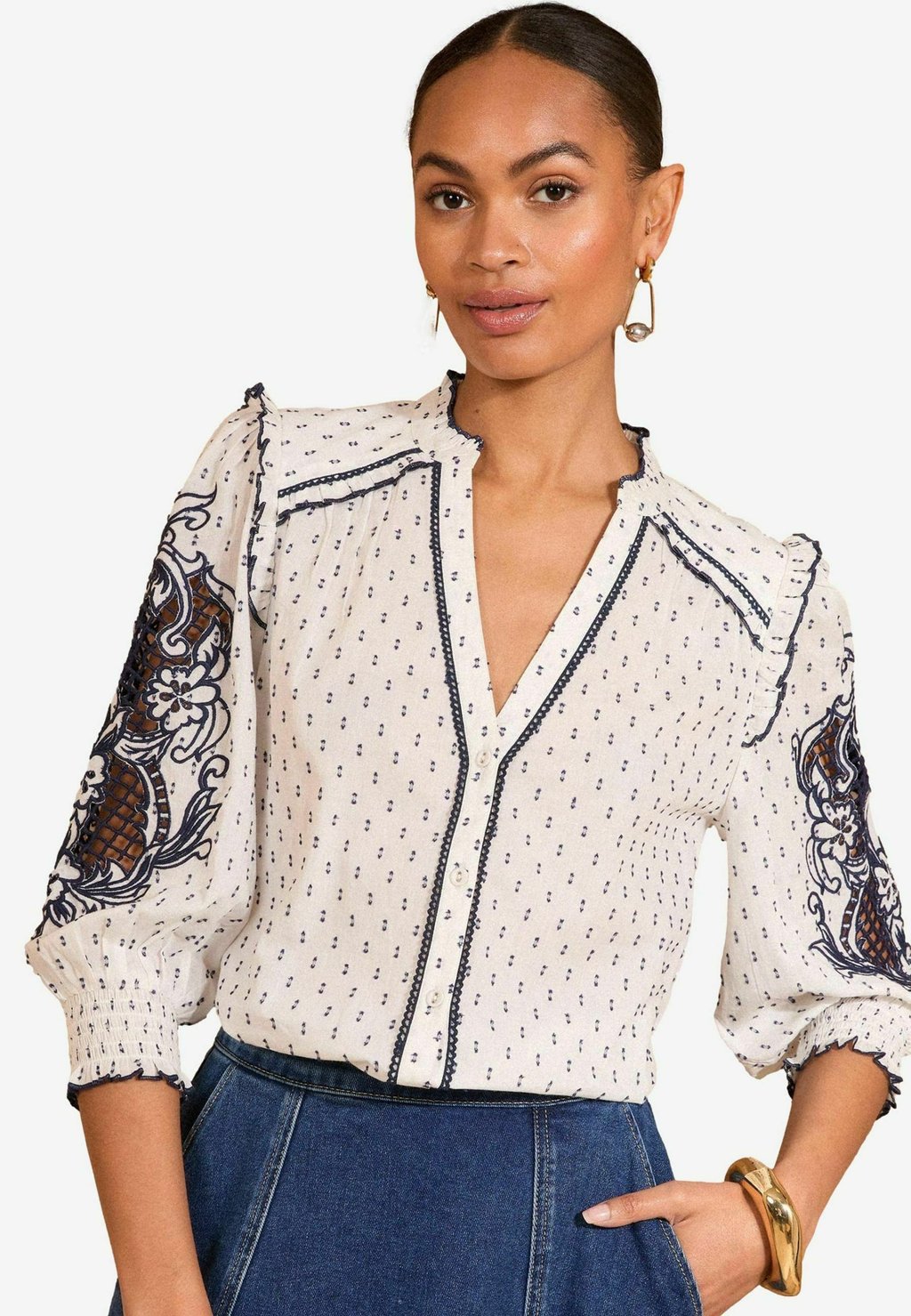 

Блуза REGULAR FIT PIE CRUST DETAIL 3/4 SLEEVE Love & Roses, белый