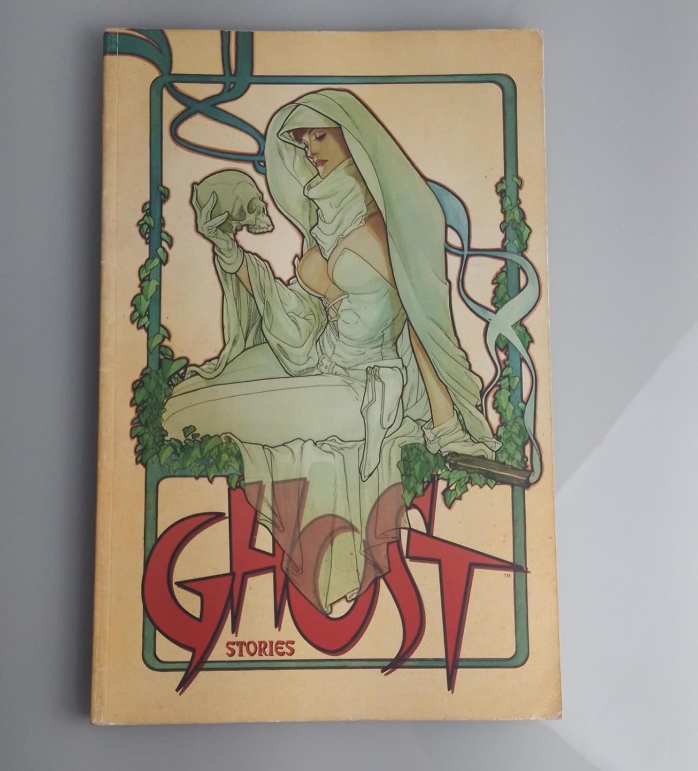 

Ghost Stories (Dark Horse)