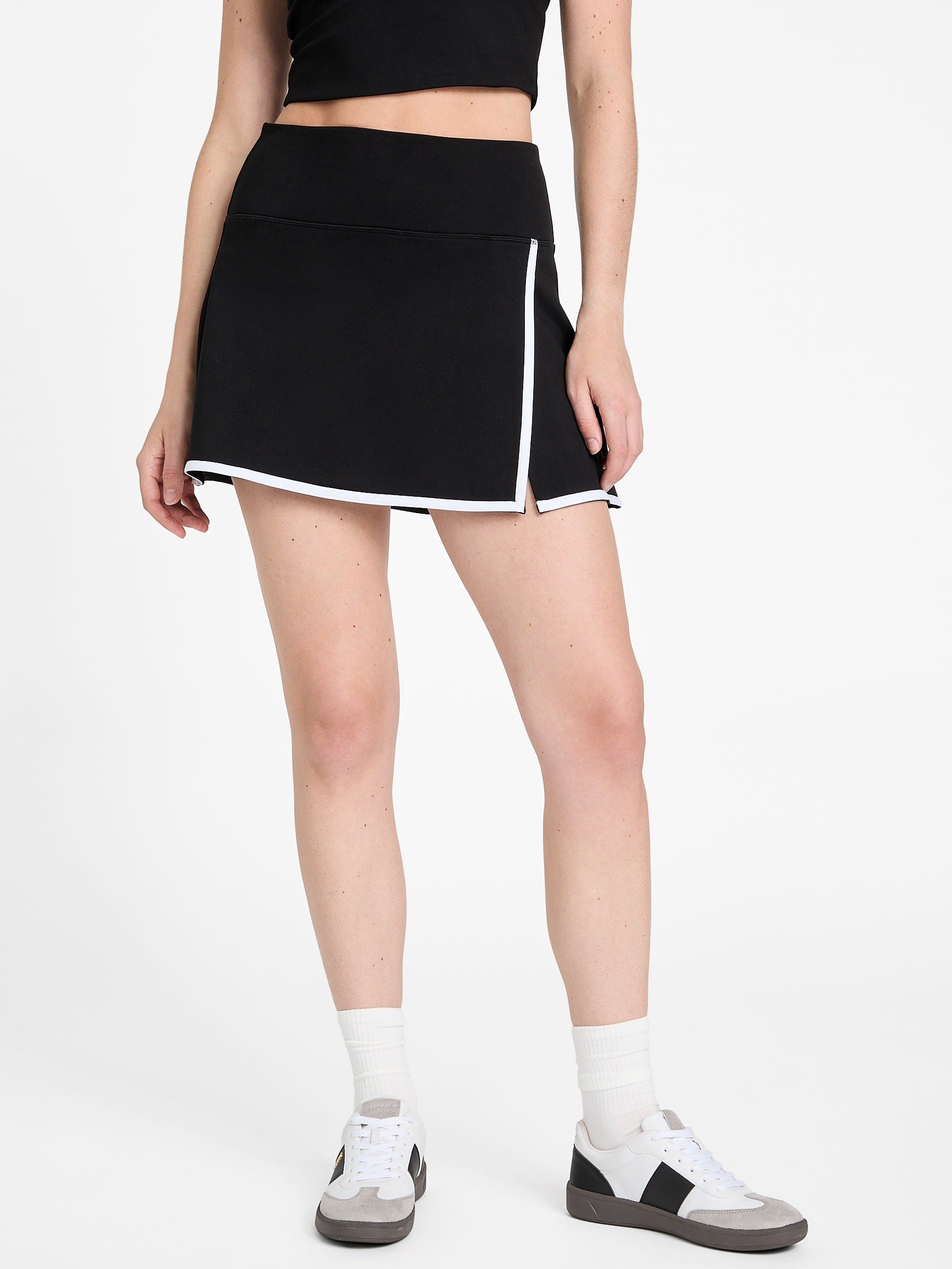 

Кайри юбка-шорты Guess Factory, черный