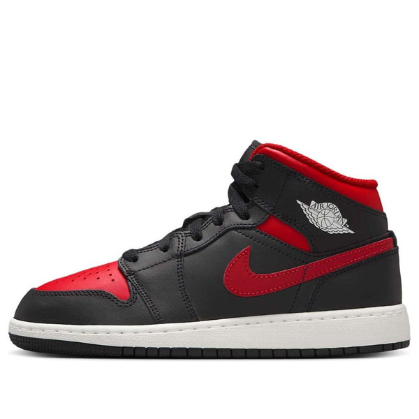

Кроссовки 1 mid Air Jordan, черный