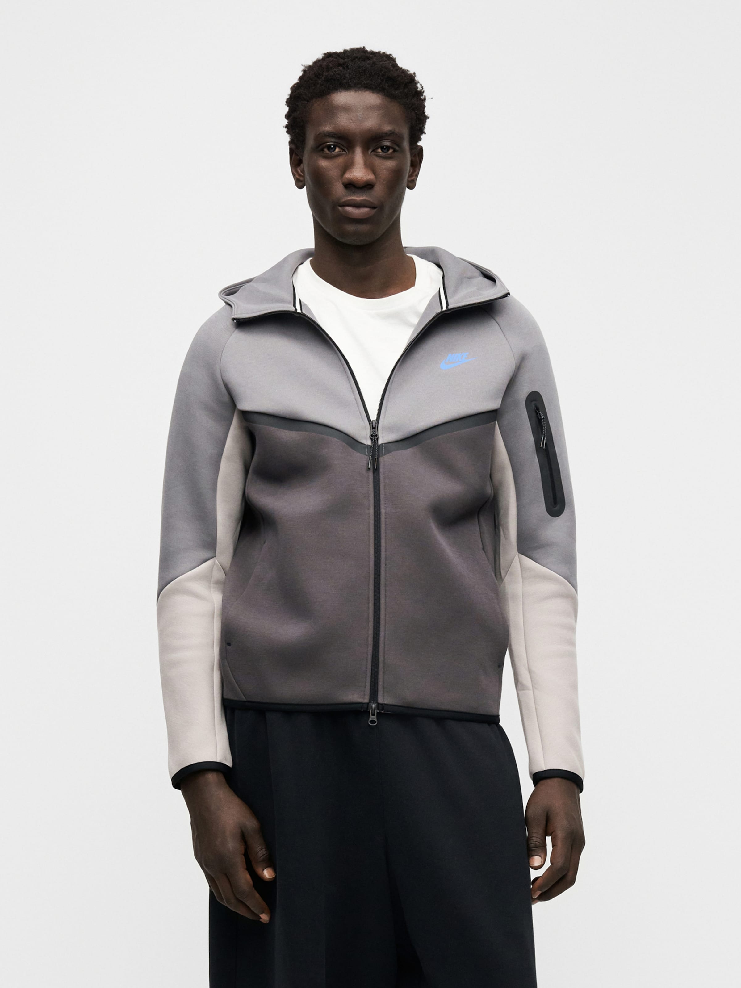 Nike Sportswear Толстовка 'Tech Fleece' в цветах Grey, Anthracite, Light Grey, Dark Grey — фото 2