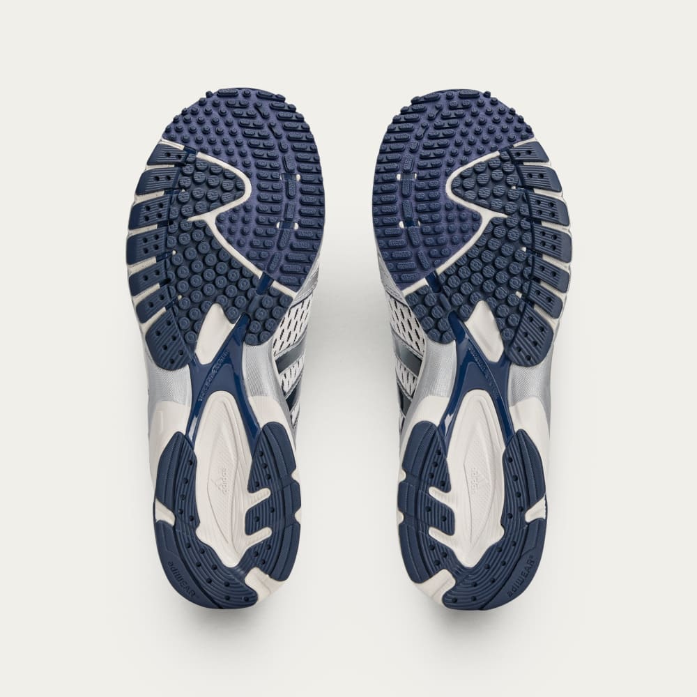 Кроссовки Adidas Sporty & Rich Adizero Adios shoes, цвет Cloud White/Collegiate Navy/Cloud White — фото 3