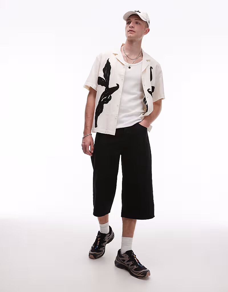 

Джинсовые шорты средней длины Topman, цвет черный, средневыбеленный