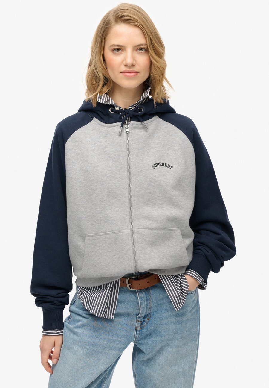 

Толстовка Superdry & Co Zip-up sweatshirt, Glacier Grey Marl Richest Navy/Light Grey