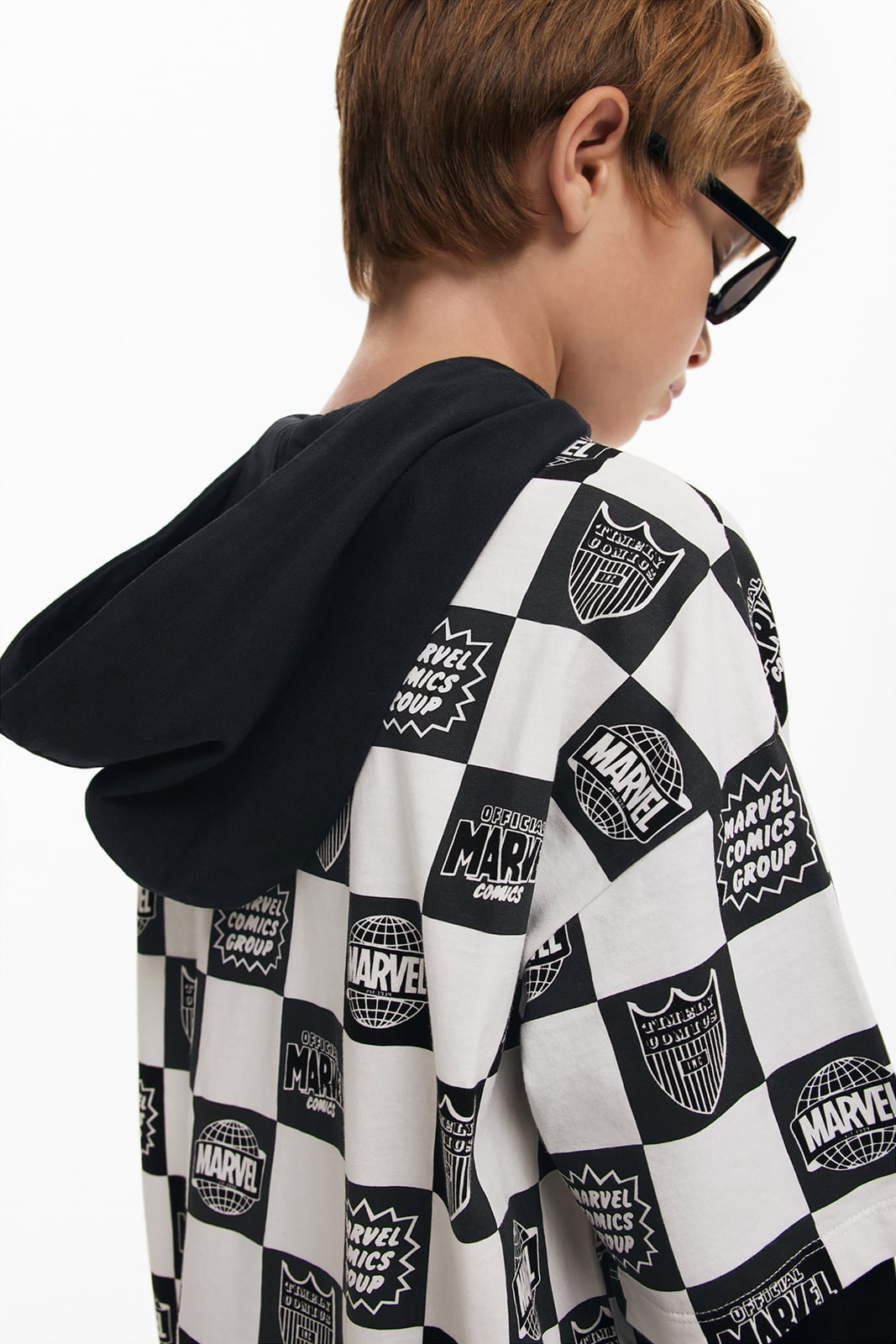 Футболка с изображением персонажей Marvel Desigual, Gray/Black/2000 — фото 3