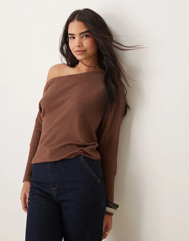 

Свободный топ supersoft с открытыми плечами коричневого цвета ASOS DESIGN