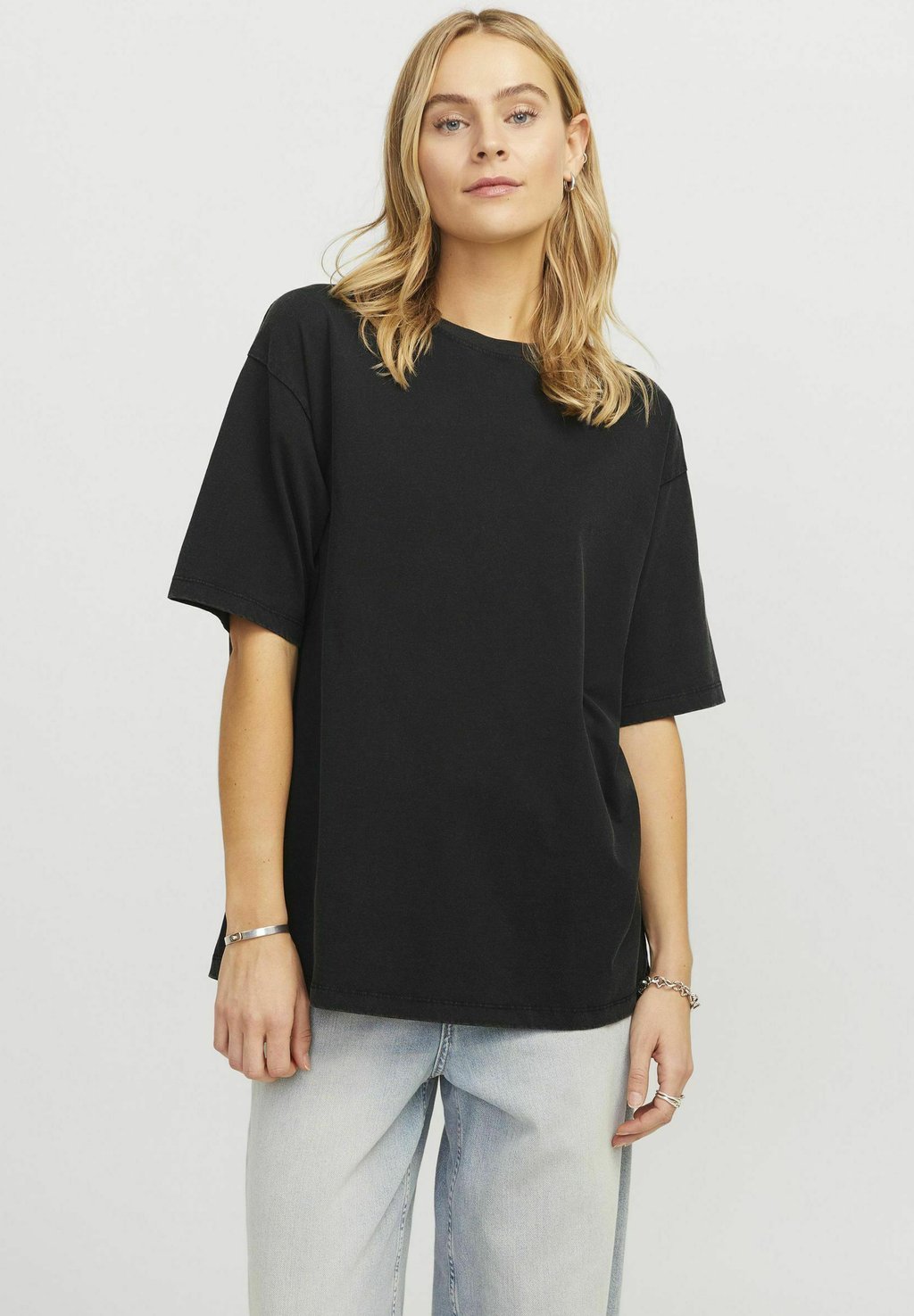 

Базовая футболка JXANDREA WASH LOOSE TEE JJXX, черный