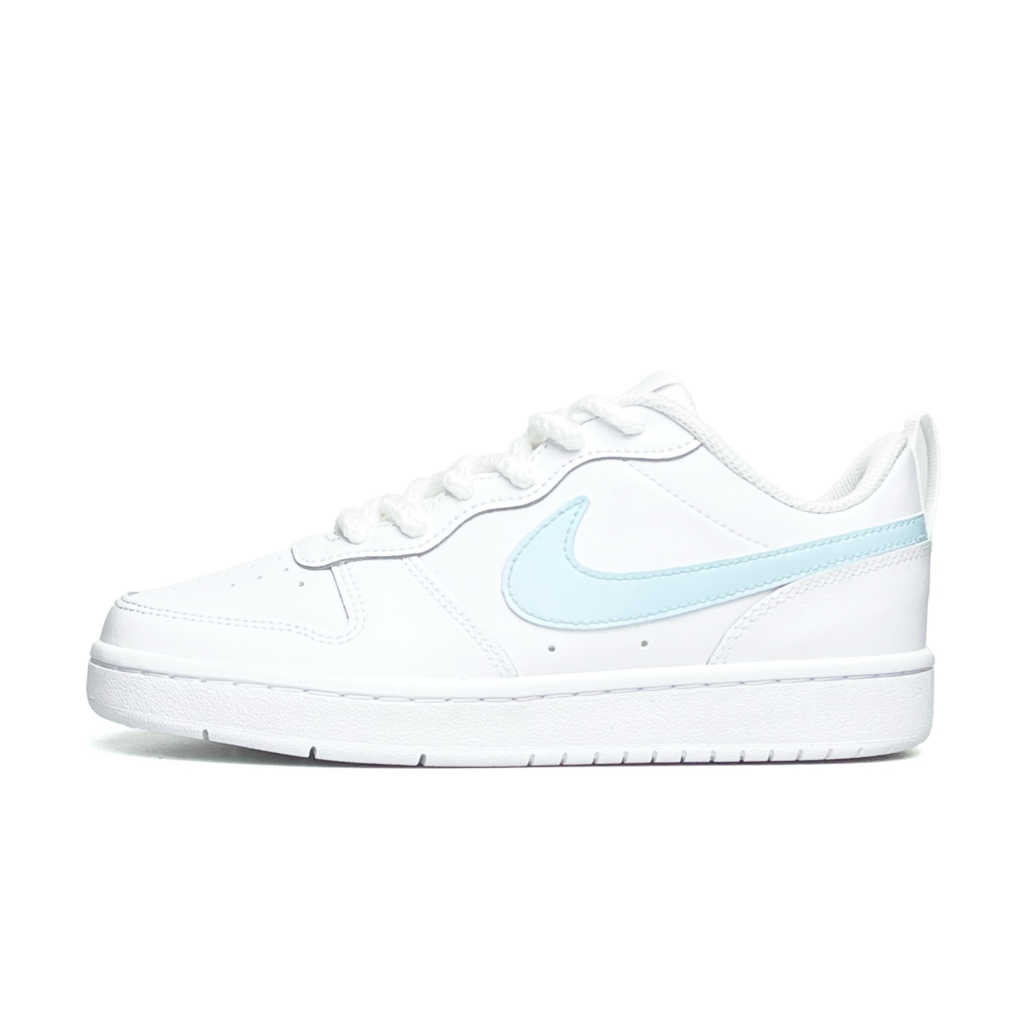 

Кроссовки Court Borough Low 2 с противоскользящей амортизацией для детей и подростков Nike, белый/синий