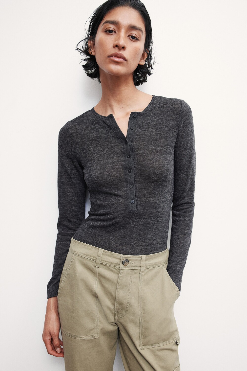 

Рубашка Henley тонкой вязки H&M, серый