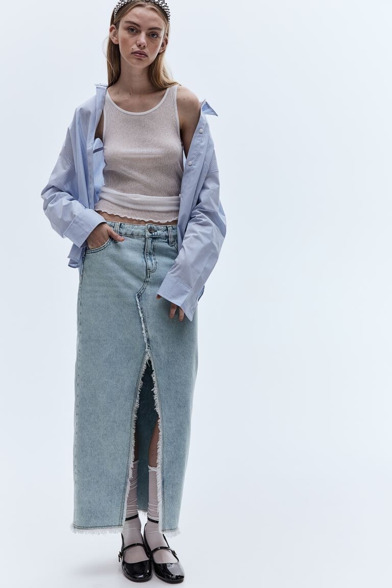 

Джинсовая юбка с бахромой по краю H&M, синий