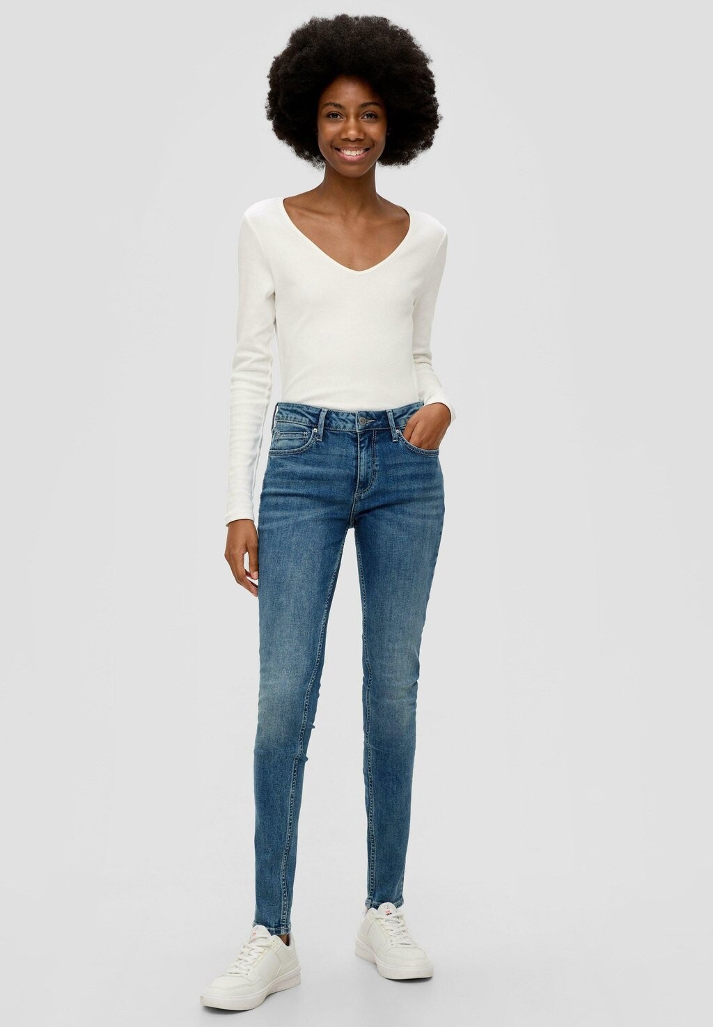 

Джинсы облегающего кроя SADIE STRETCH QS, цвет Stone Blue Denim