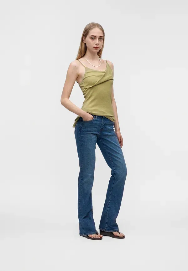 Джинсы Ryan bootcut Gap, средняя стирка — фото 2