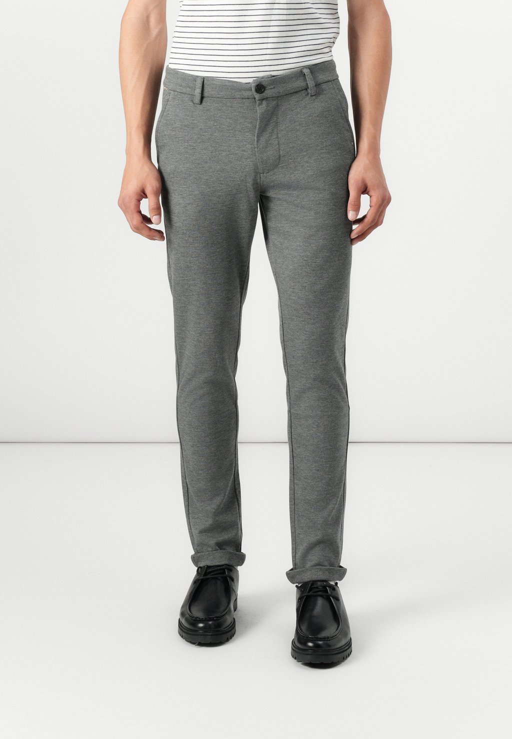 

Чиносы JPRCCMARCO JJADRIAN PANT Jack & Jones PREMIUM, темно-серый