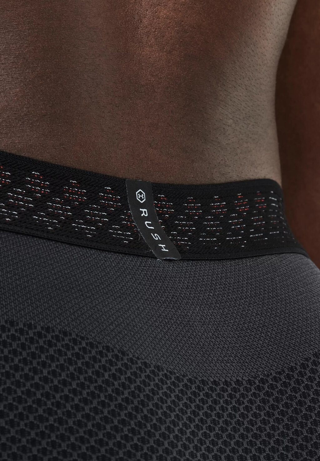 

Базовый слой RUNNING LANG RUSH SEAMLESS Under Armour, черный