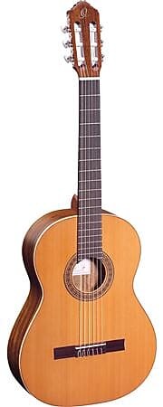 

Акустическая гитара Ortega R220 Gloss Nylon String Acoustic Guitar with Gigbag