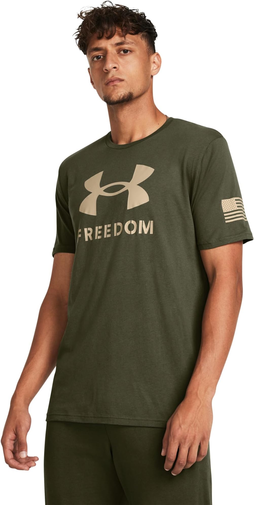 

Футболка Under Armour Freedom Logo T-Shirt, цвет Marine OD Green/Desert Sand