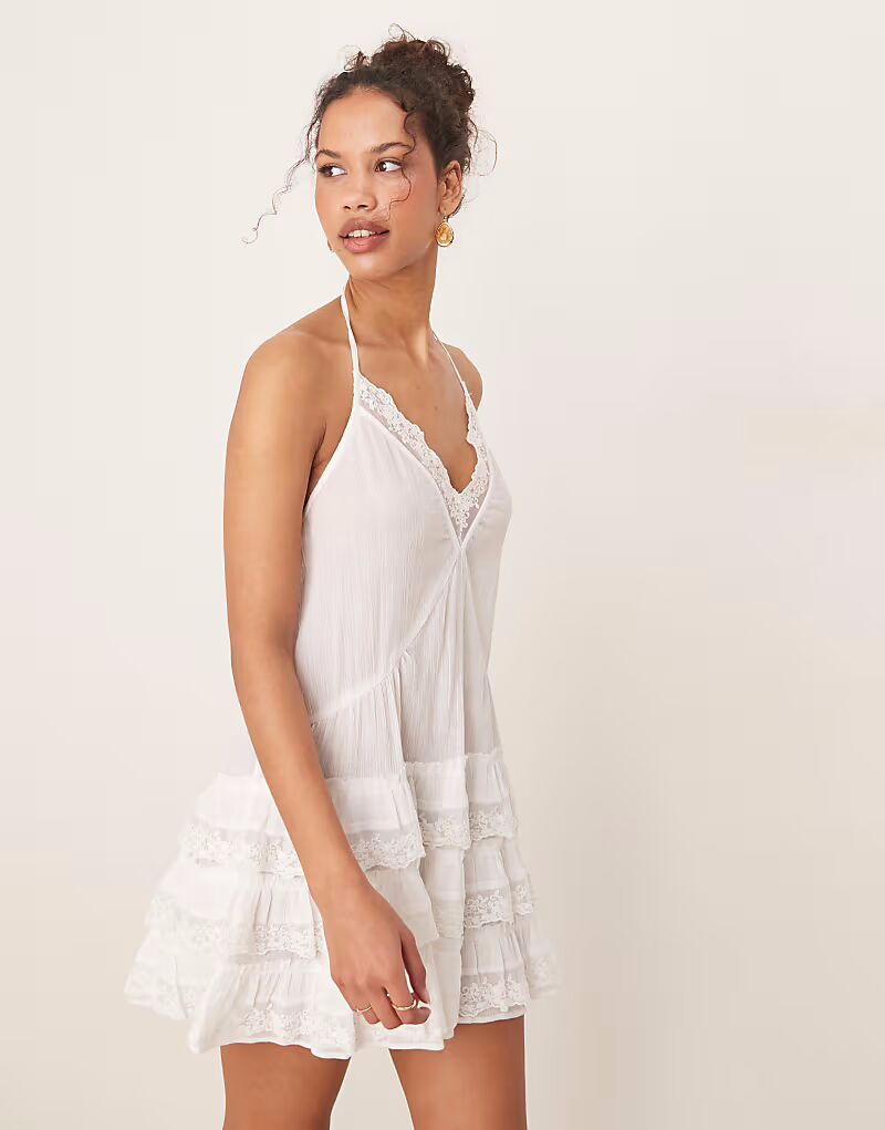 

Пляжное мини-платье Miss Selfridge из марли с заниженной талией кремового цвета