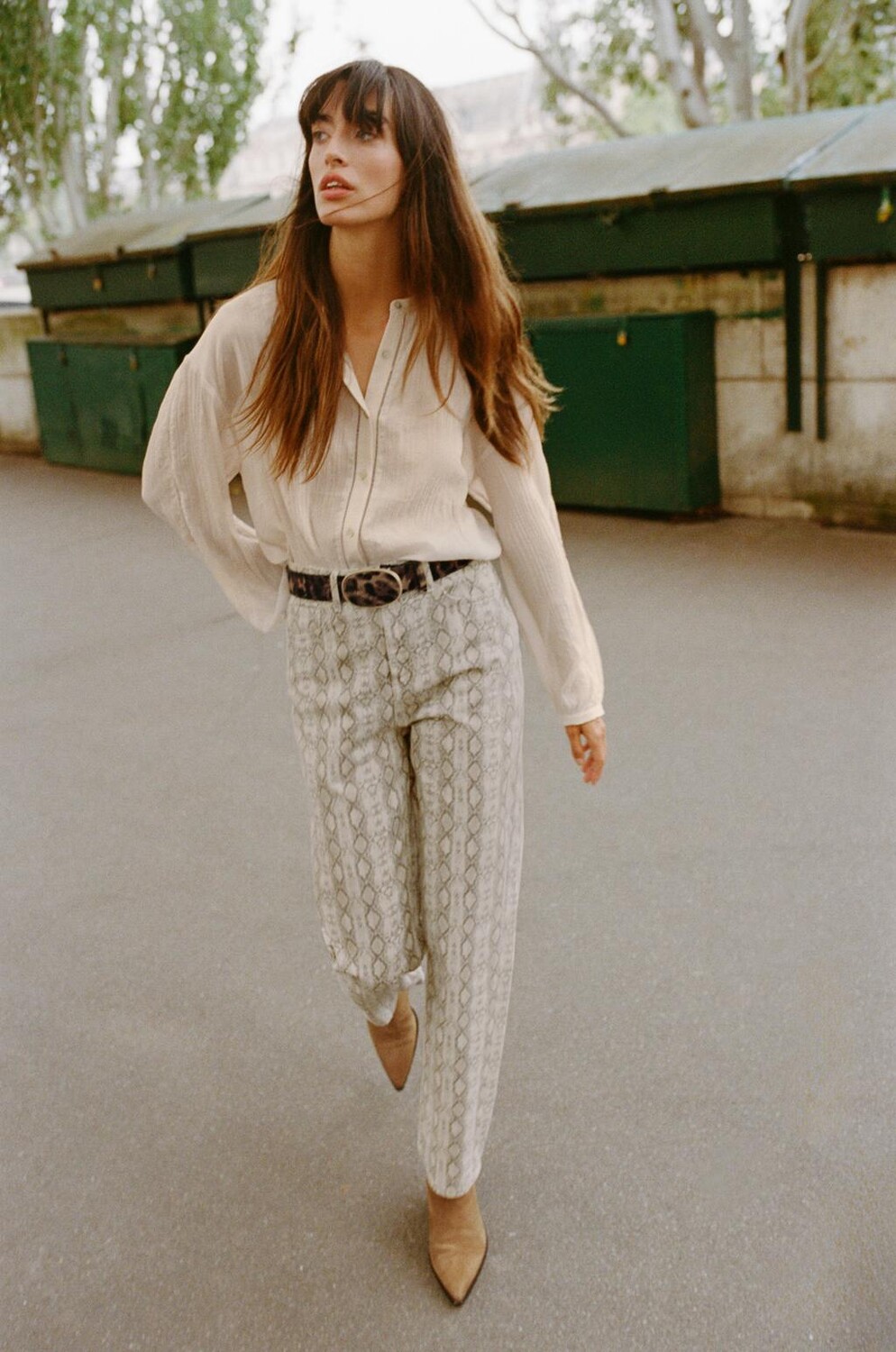 

Джинсы прямого кроя с высокой талией и животным принтом Z1975 ZARA, цвет snake