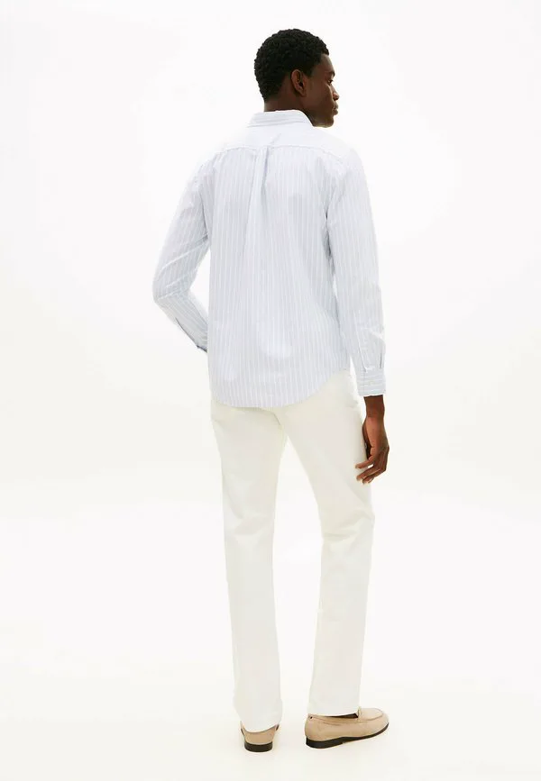 Рубашка оксфорд в широкую полоску, стандартного кроя. Tommy Hilfiger, Breezy Blue White — фото 3