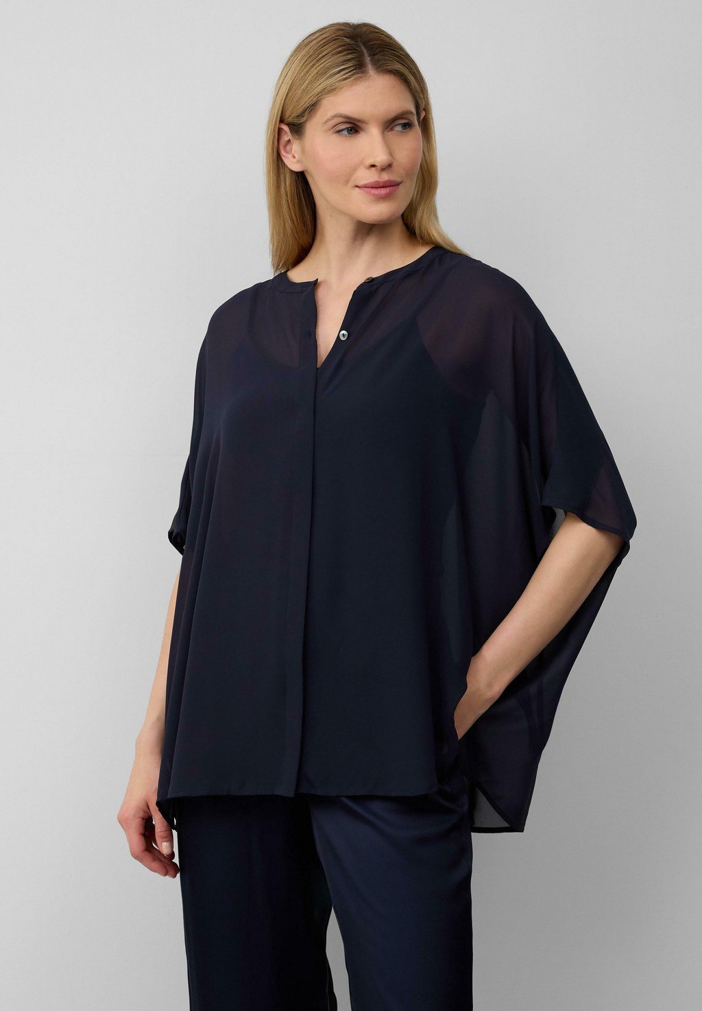 

Блуза TRANSPARENTE s.Oliver BLACK LABEL, черный