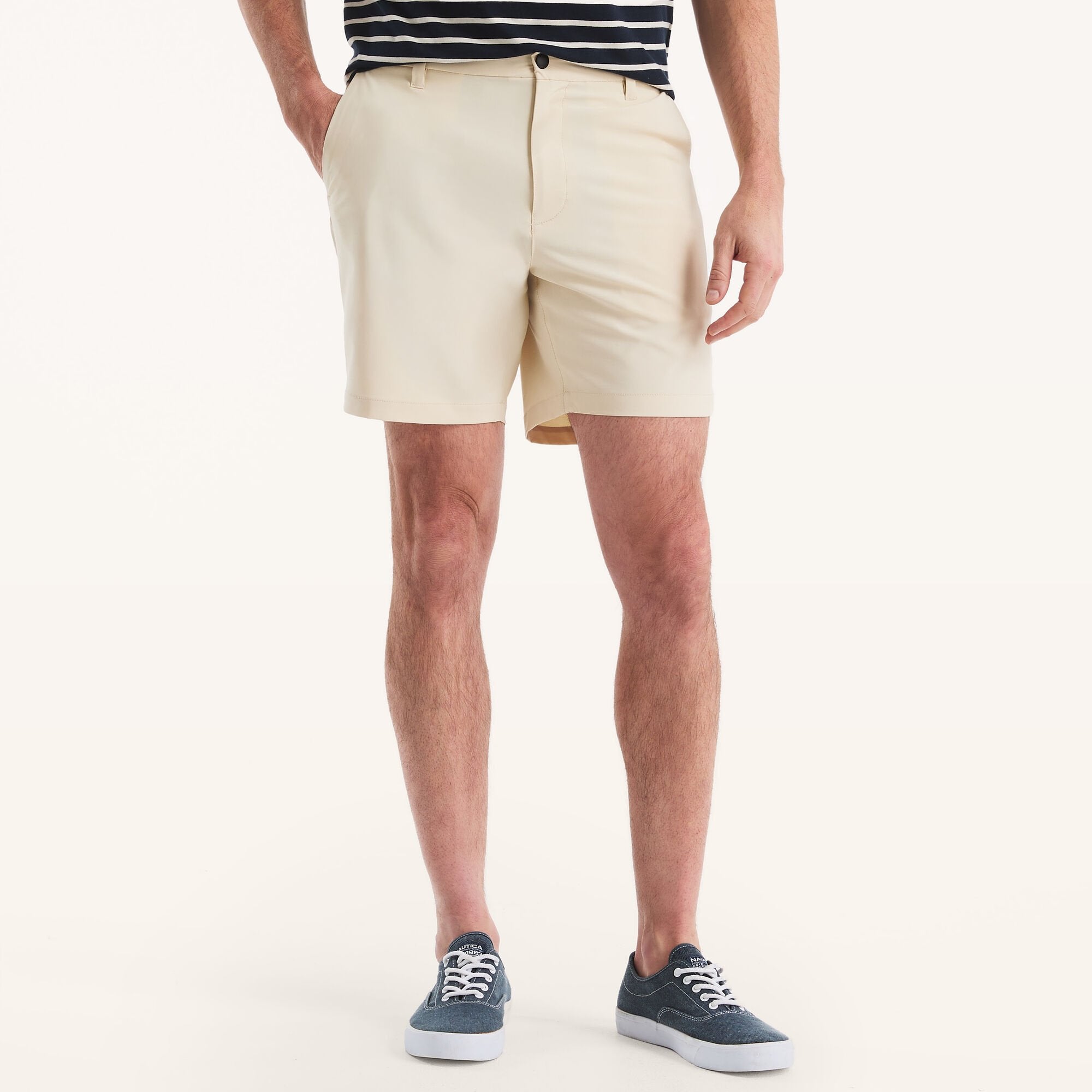 

Nautica мужские 7" спортивные шорты, цвет culebra cream