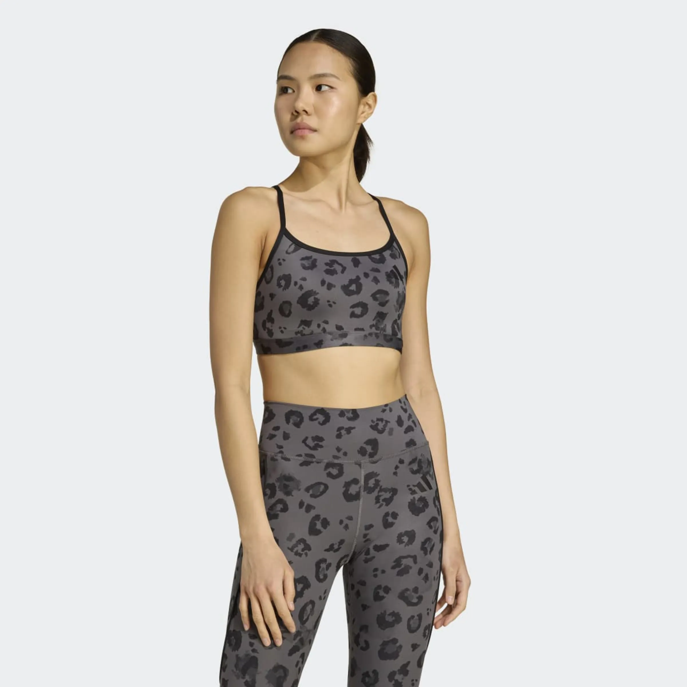 

Женский топ Powerreact Essentials Adidas, серый