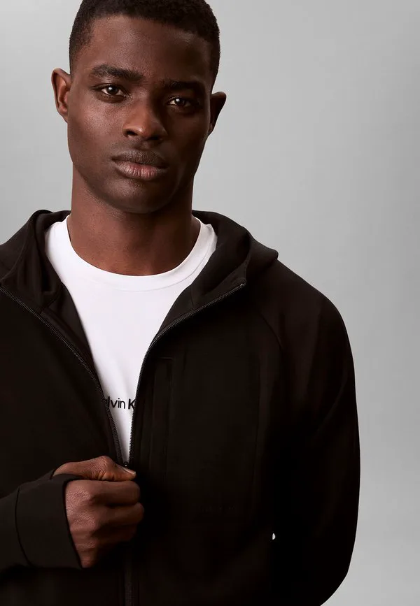 Толстовка на молнии для путешествий Calvin Klein, Black — фото 4