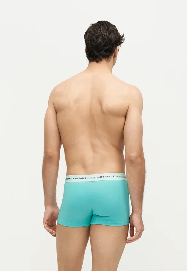 Трусы Tommy Hilfiger Signature 5 pack trunks, черный — фото 3