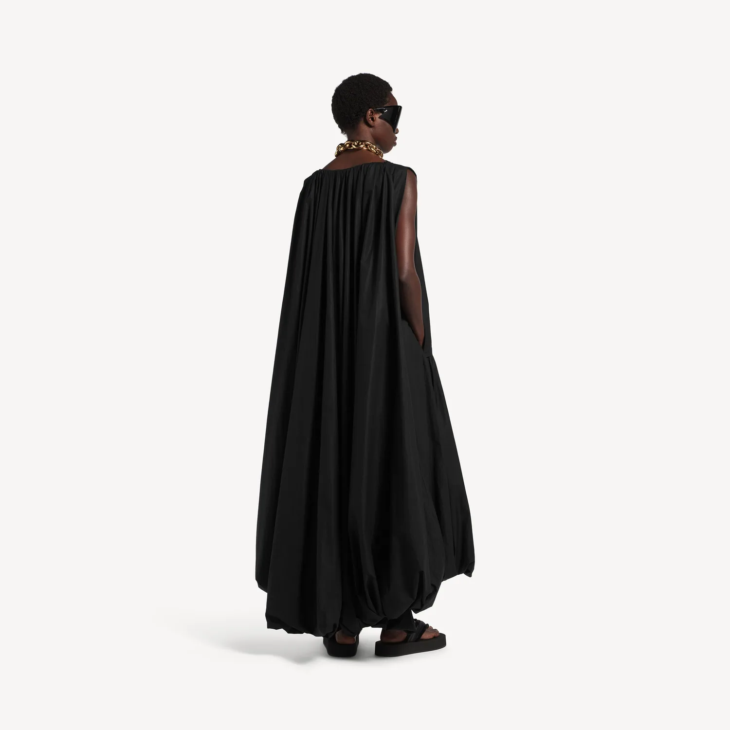 BALENCIAGA Женское платье-кутюр Кристобаль в черном цвете — фото 4