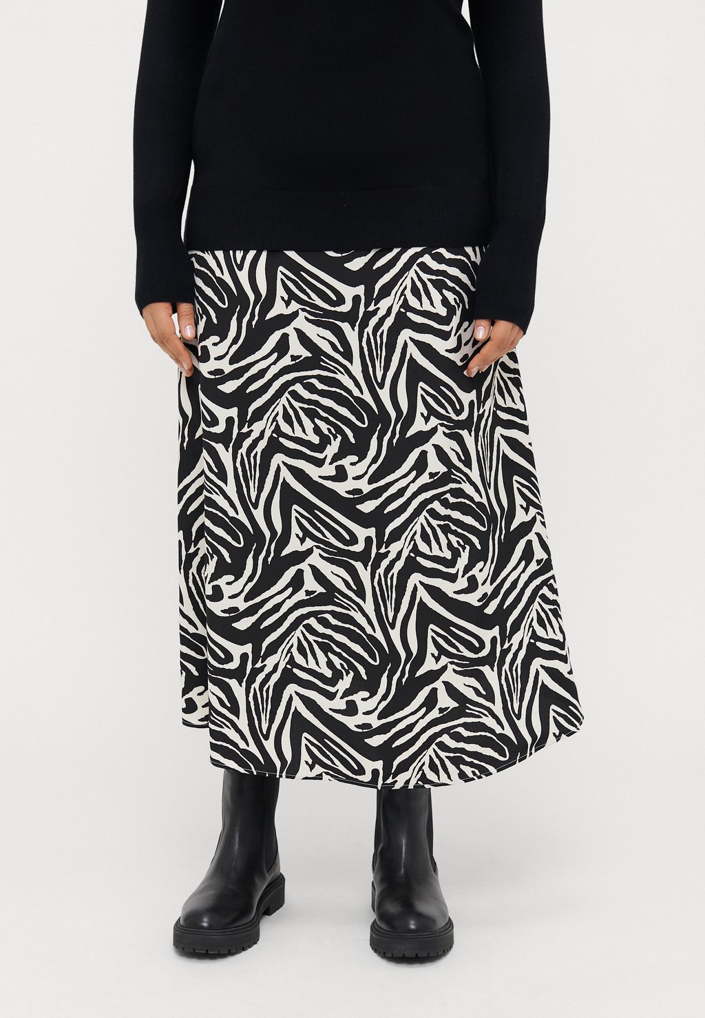 

Юбка А-силуэта CARGRAPHIE LONG SKIRT ONLY Carmakoma, черный