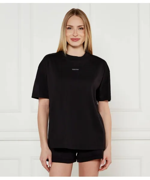 

Футболка бойфренда Oversize fit Calvin Klein Jeans, черный