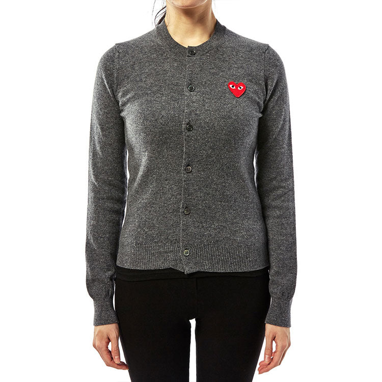 Кардиган (WMNS) COMME des GARCONS PLAY Cardigan Red Emblem 'Grey' AZ-N007-051-3, серый — фото 3