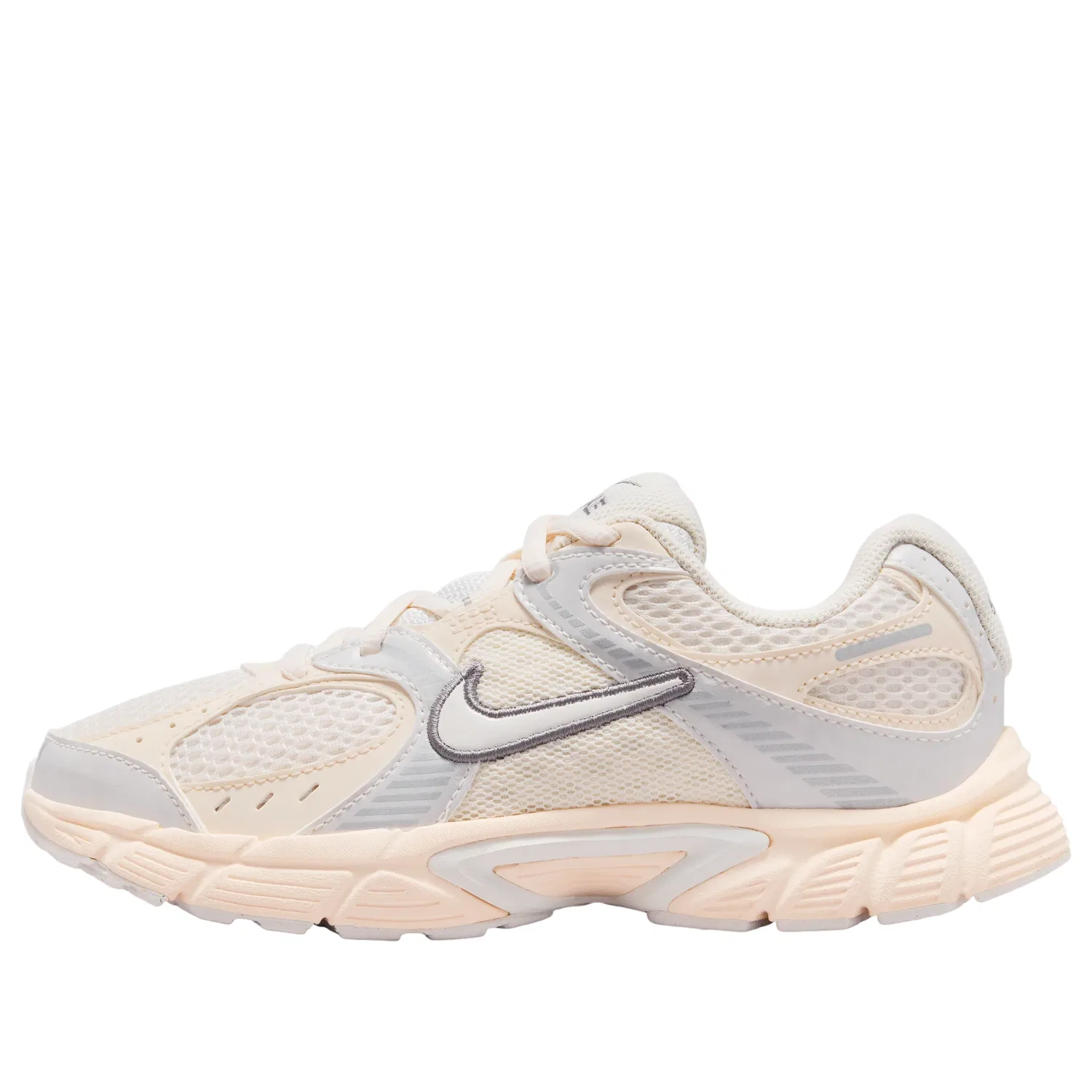 Кроссовки Nike V5 RNR 'Chalk Sail Pencil Point' HQ6411-106, бежевый