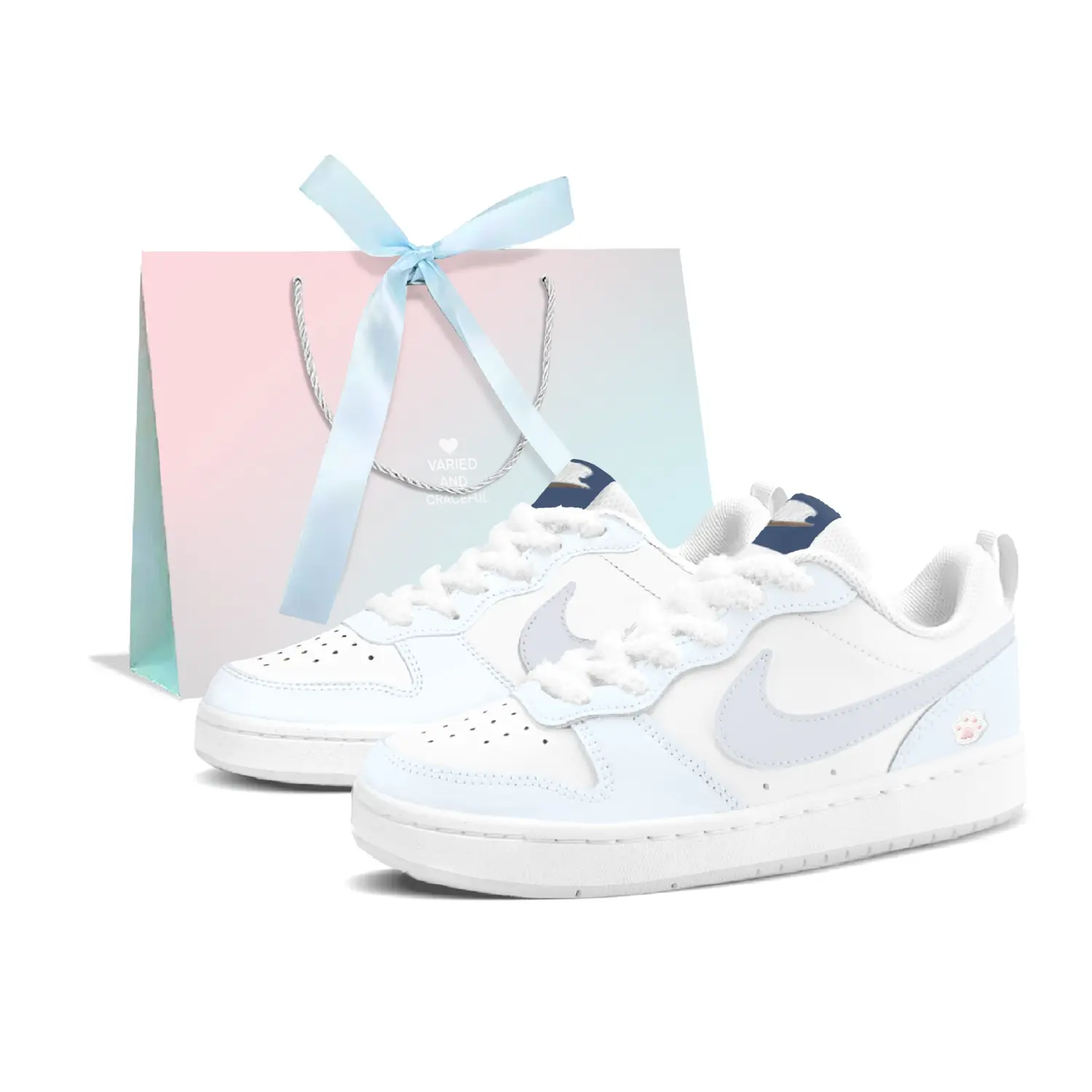 

Детские низкие скейтбордистские кроссовки Court Borough Sea Salt Puppy с противоскользящей амортизацией и износостойкостью Nike, светлый синий