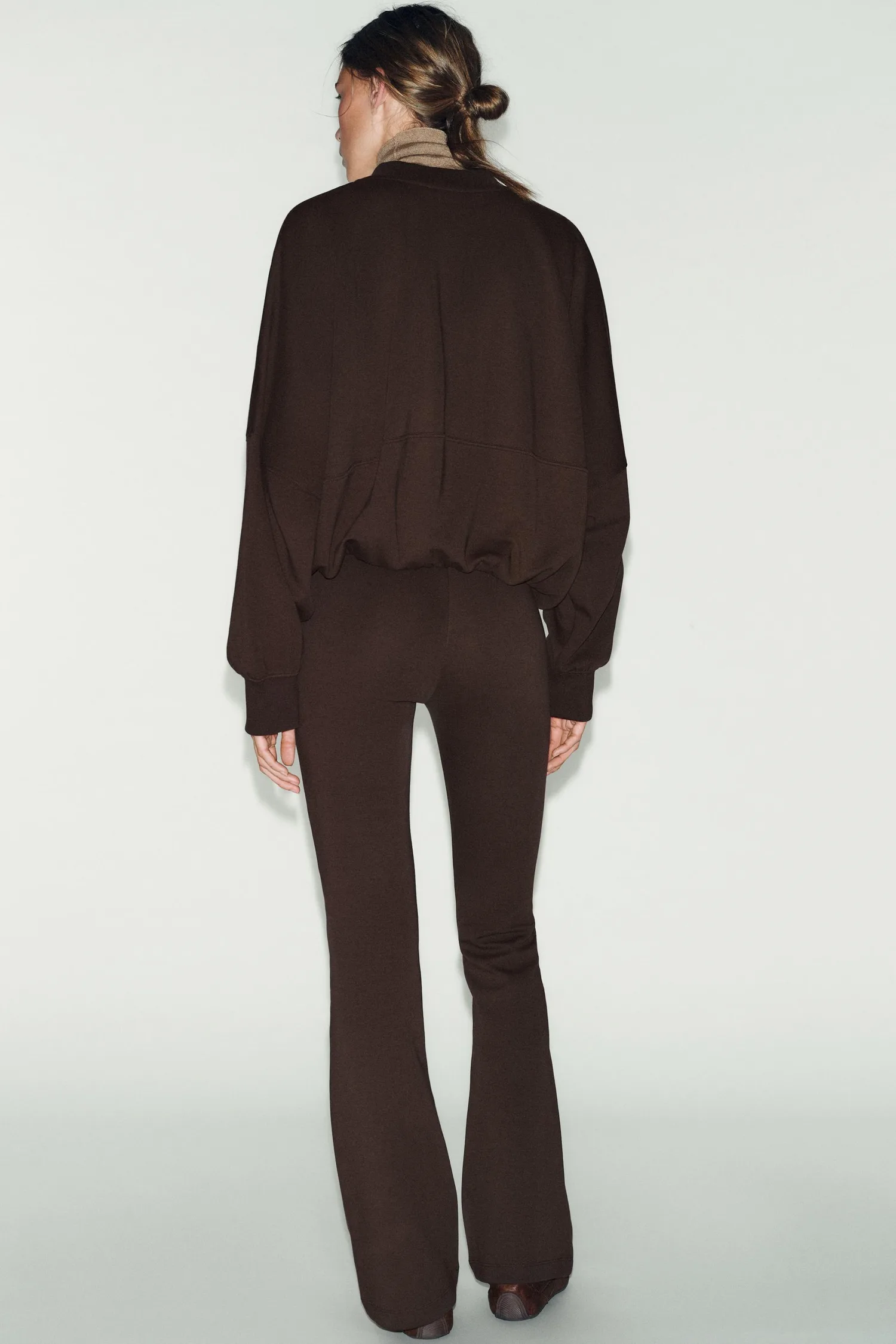 Расклешенные брюки с блочным плетением Zara, коричневый — фото 3