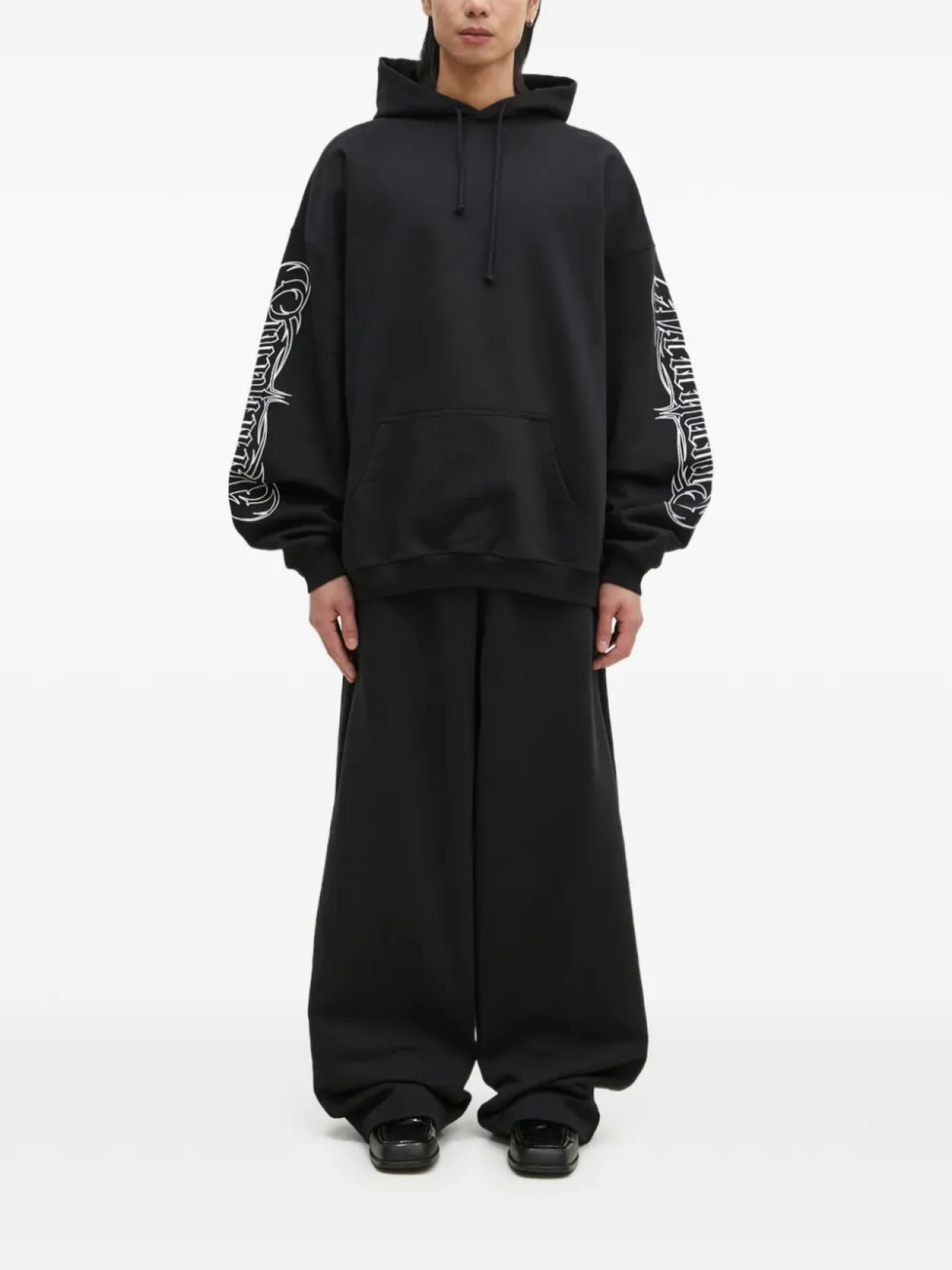 

Толстовка с логотипом VETEMENTS, черный