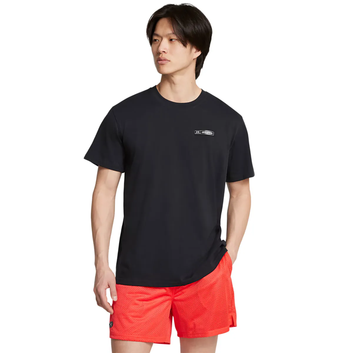 

Мужская повседневная футболка Ua Hw Armour Label Ss-Blk Under Armour, чёрный