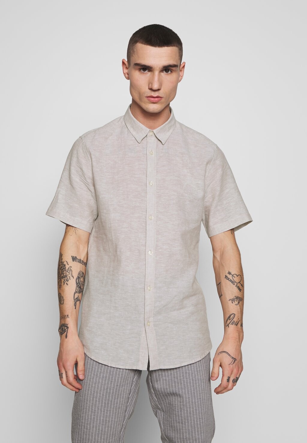 

Рубашка ONSCAIDEN SS SOLID Only & Sons, цвет chinchilla