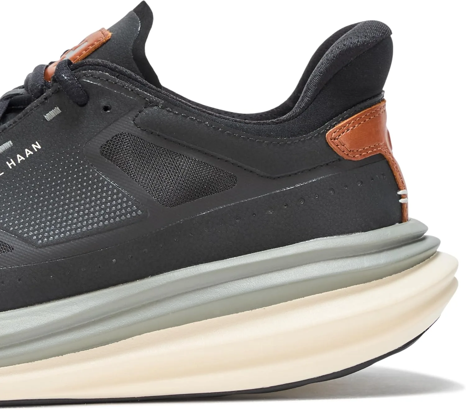 Мужские кроссовки Cole Haan Original Grand Quadstar для бега, черный/бежевый — фото 4