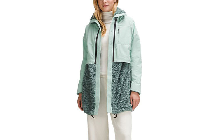 

Ветровки женские Lululemon, цвет Arctic Green