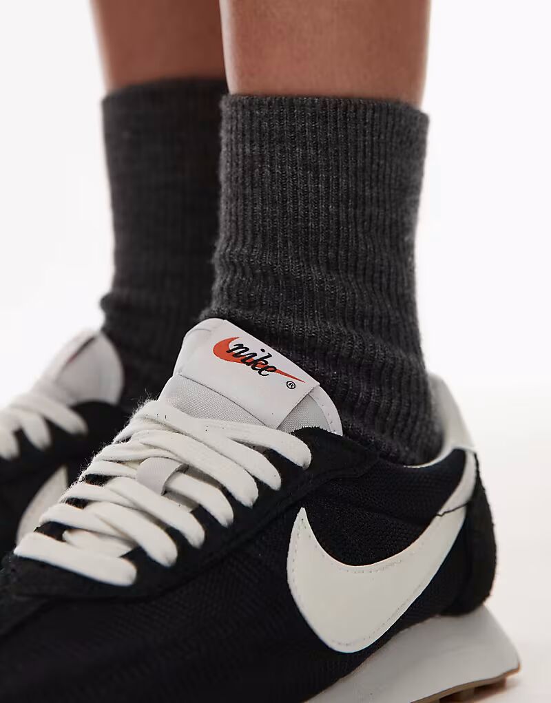 Кроссовки унисекс Nike LD-1000 черного и белого цвета — фото 3