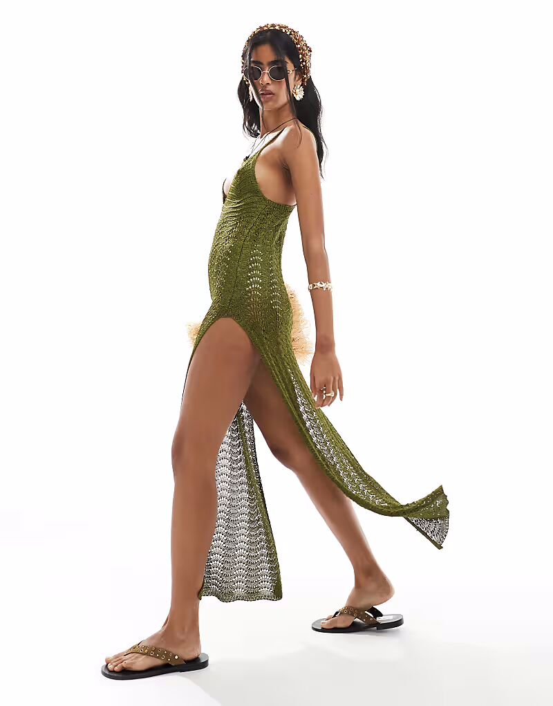 

Длинное платье с глубоким V-образным вырезом, связанное крючком, темно-оливкового цвета Miss Selfridge