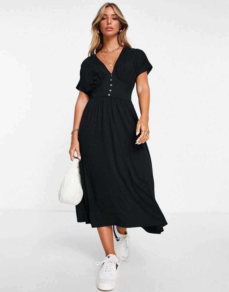 

ASOS DESIGN – черное платье миди с подчеркнутой талией и пуговицами