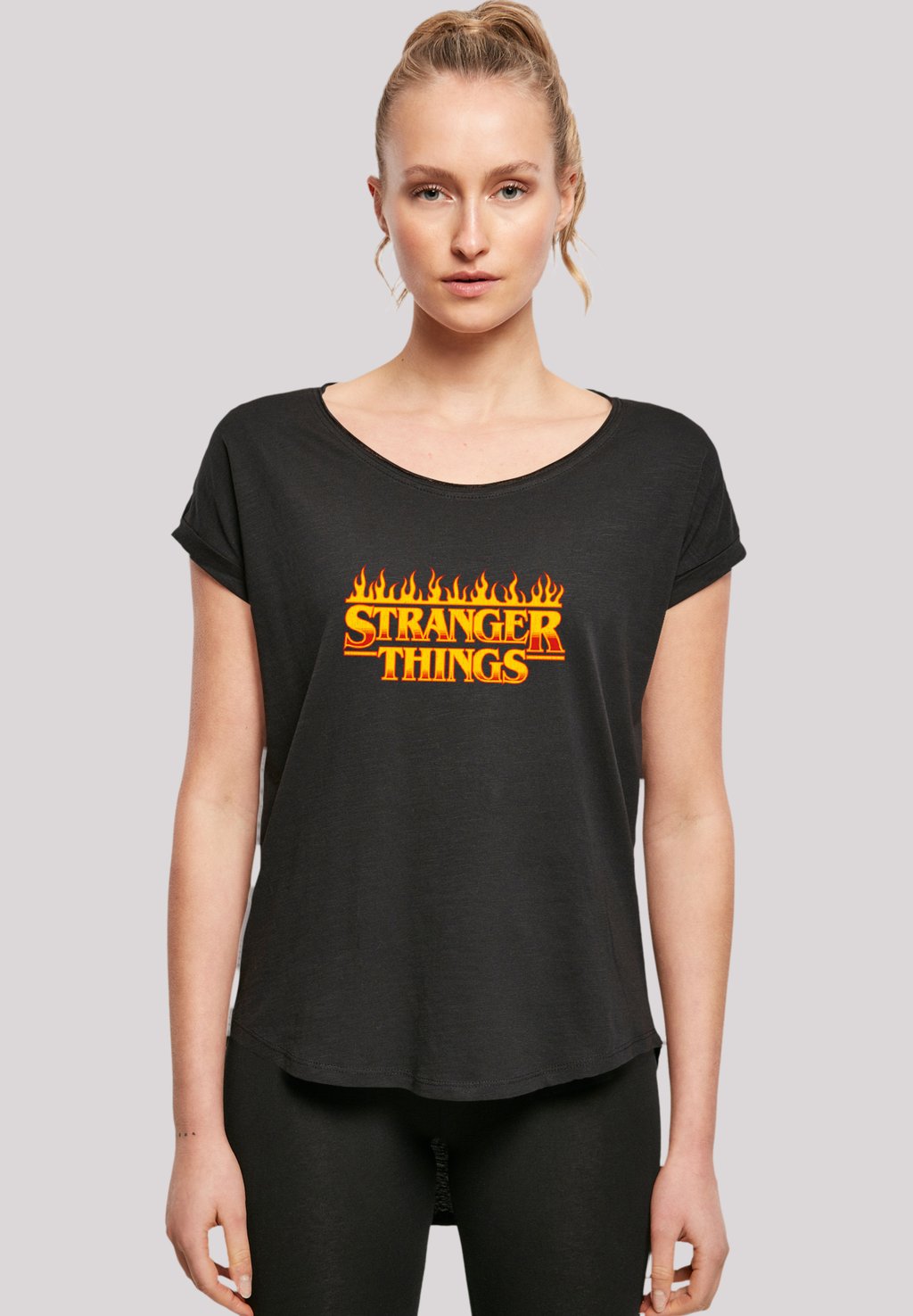 

Футболка с принтом STRANGER THINGS FIRE LOGO NETFLIX TV SERIES F4NT4STIC, черный