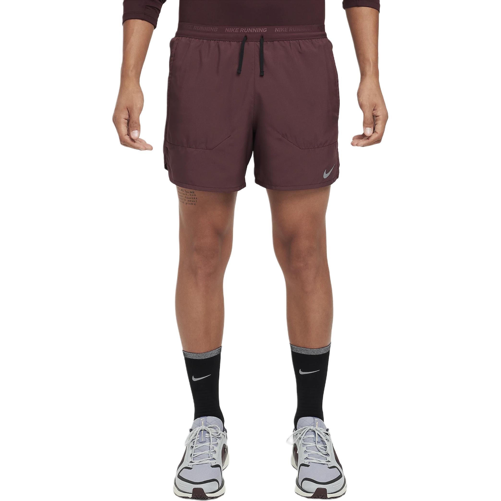 

Nike Мужские шорты casual dri fit темно-красные