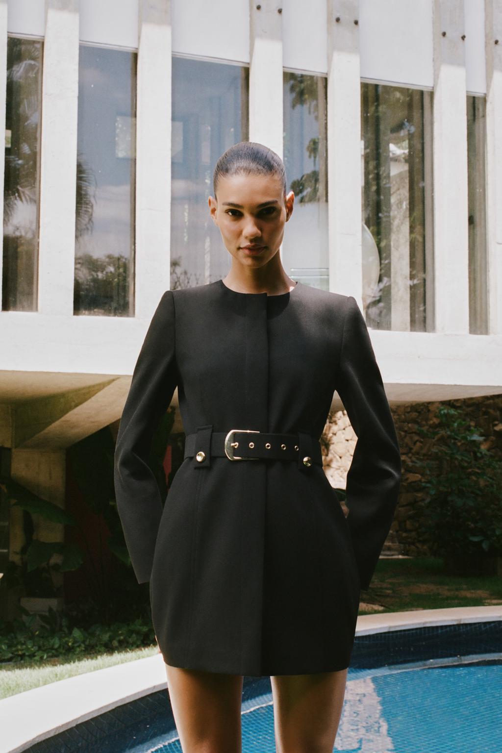 

Блейзер с пряжкой на ремне ZARA, черный