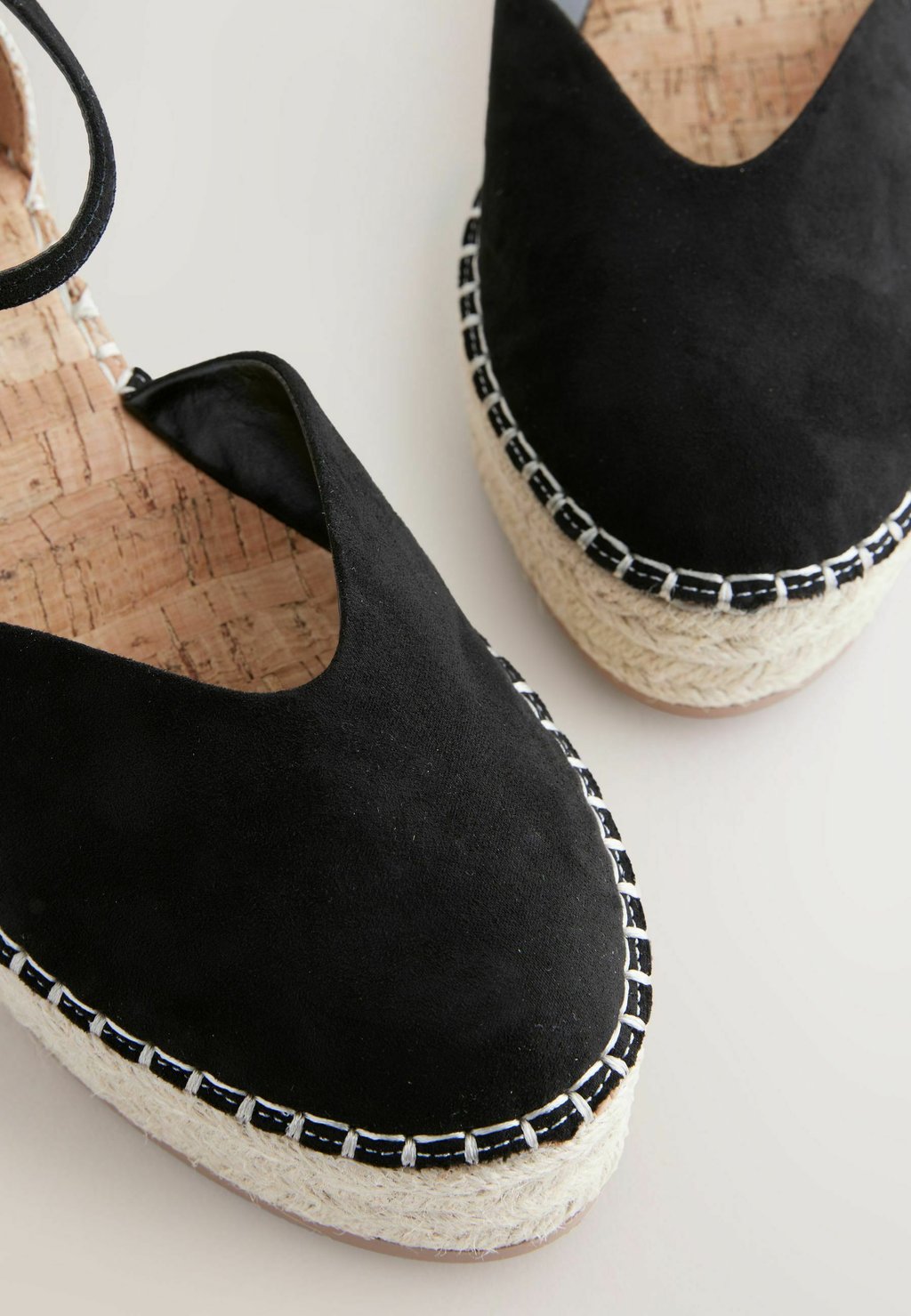 Босоножки на платформе STANDARD WIDE FIT - FOREVER COMFORT CLOSED TOE - Platform heels Next, цвет Mottled Black — фото 4