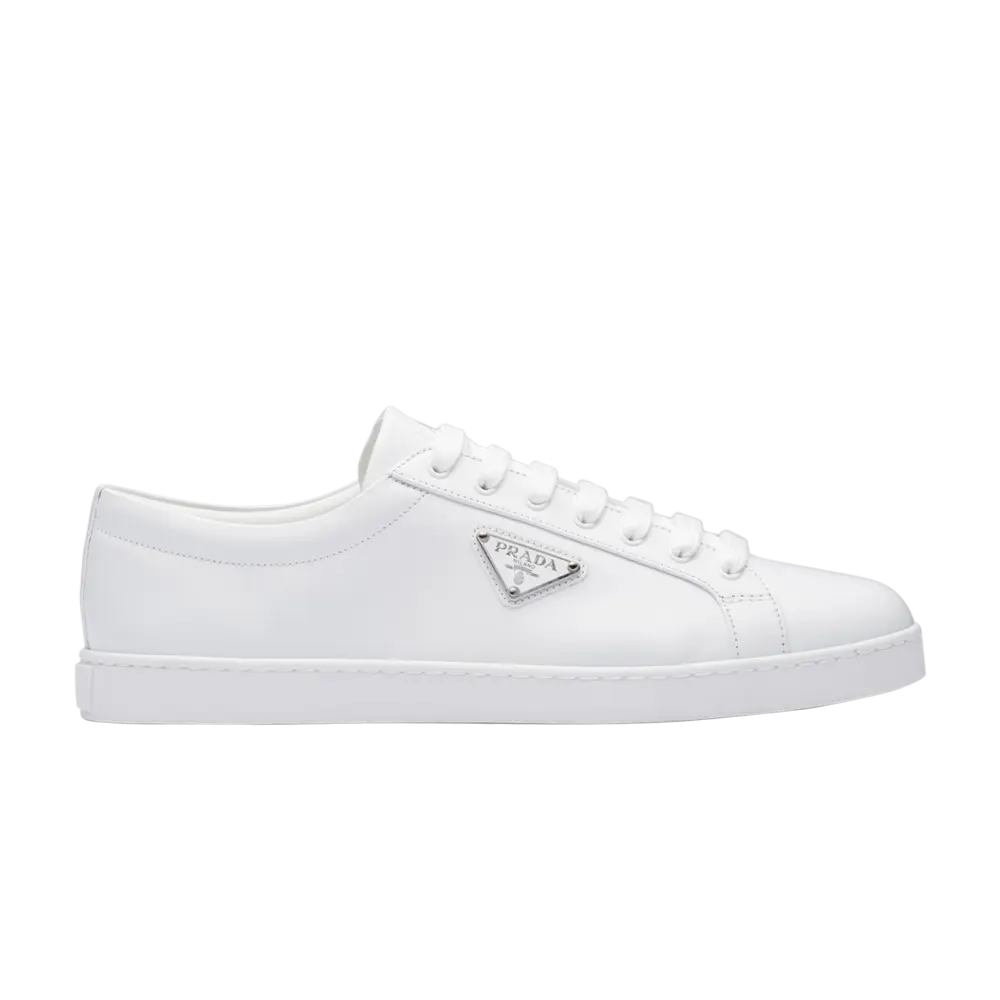 Кроссовки Prada из матовой кожи, белый